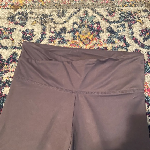 Victoria Secret leggings - Picture 2 of 4